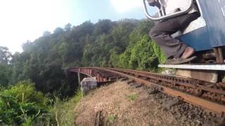 Nilgiri Mountain Railway in Indien [upl. by Adiesirb]