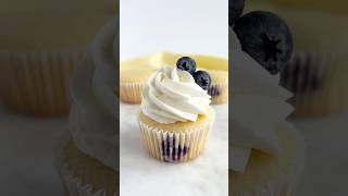 Lemon blueberry cupcakes cupcakes [upl. by Altheta]