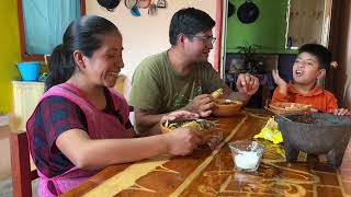 Mi esposo trabaja en su taller y yo feliz le preparo chicharrón con frijoles [upl. by Oneil]