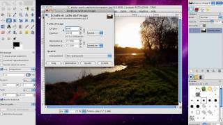 Redimensionner une photo avec GIMP [upl. by Holms]
