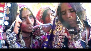 A DAY IN THE LIFE OF A BANJARA  LAMBANI GYPSY  CELEBRATING HOLI  banjara lambani holi [upl. by Uehttam]