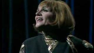 Gisela May sings Kurt Weill vaimusiccom [upl. by Naxor]