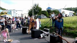 IMAGENES  Indians live in Geiselwind zum Truckertreffen 2011 Indianermusik  Teil 2 [upl. by Glasgo899]