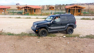 2005 Jeep Liberty cherokee offroad  Artikülasyon [upl. by Anitrak]