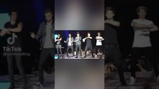 1d Dancing on Macarena ✨😅 Part 3  ONE DIRECTION 💝 [upl. by Silvia]