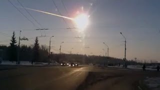 15022013 Meteoreinschlag in Russland Tscheljabinsk Explosionen 1000 Verletzte [upl. by Enillebyam477]