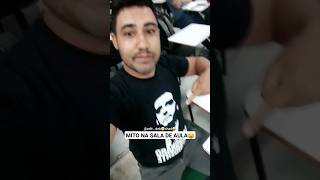 PROFESSOR SE NEGA A DAR AULA POR CONTA DE CAMISETA DO MITO😂 [upl. by Reyaht16]