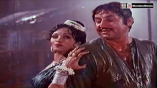 KUCH DAIR TOU RUK JAO BARSAAT KE BAHANAY Super Hit  NOOR JEHAN  PAKISTANI FILM BARA AADMI [upl. by Lebatsirc301]