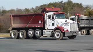 Kenworth T800 With An Insanely Loud Cummins ISX 7inch Straight Pipe  Hypermove Trucking [upl. by Upshaw]