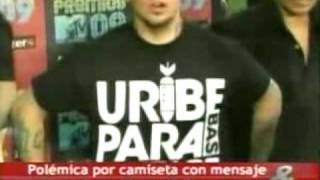 Cantante de Calle 13 provoca indignación entre políticos colombianos [upl. by Acinok]