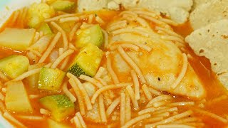 SOPA DE FIDEO CON POLLO [upl. by Eirene]