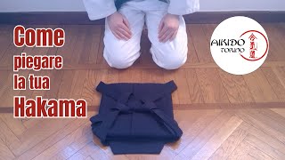 Come piegare la Hakama [upl. by Yate259]