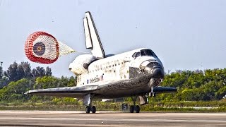 Discovery Space Shuttle landing at Kennedy Space Center [upl. by Tezile]