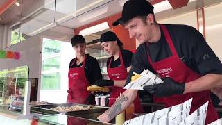 Kurz Version Streetfood für die Mittagspause Der „Kraftwagen“ der AK Vorarlberg ist unterwegs [upl. by Ecnerewal]