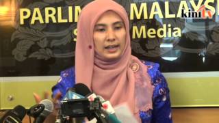 Nurul Izzah takes swipe at Najib over education statement [upl. by Euqinommod421]