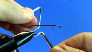 Beginner Fly Tying Tips  Part 2 Three Essential Techniques Every Fly Tier Needs to Know [upl. by Hgieloj]