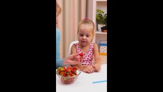 Easy Way to Prepare Strawberries for Your Little Ones 🍓👶 parentinghacks [upl. by Enehpets]