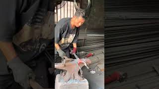 Forging a weird pliers at high temperature [upl. by Anircam]