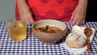 Bohnensuppe Hüttensuppe [upl. by Anhavas]