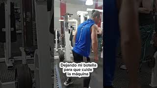 Mi botella 🍶🤬 gym motivation gymbro bottle humor memegym memes fitness shorts [upl. by Castillo]