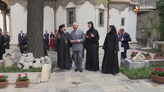 Prinţul Charles a ascultat muzică religioasă la Biserica Stavropoleos [upl. by Inahc783]