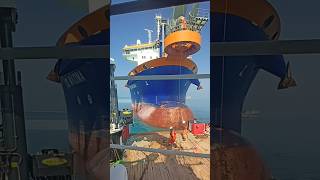 DISCONNECTING WIRE FROM BIG VESSEL🫡🫡 trending offshorevessel hopperdredger pipelineconnection [upl. by Morgenthaler]