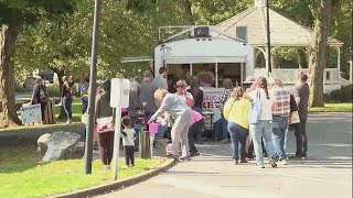 A sweet walk in Lancaster County as Lititz Chocolate Walk gets underway [upl. by Rma]