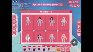 How to display an outfit Club roblox [upl. by Akiemahs]