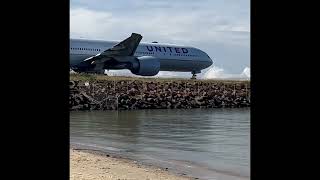 Plane taxiing and going down the runway [upl. by Azriel782]