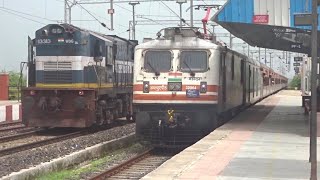 22946 MumbaiOkha legendary Saurashtra mail Arriving At Dwarka Railway Station  Western Railways [upl. by Nelav]