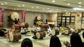 Hitsuyukan High School Taiko drums [upl. by Lirrehs]