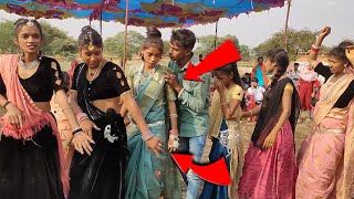 पतली😱कमर लागे 😱छोरी रूपाली  વાંકીવાકીનાસે💃છોરીડીજે મા💃VKBHURIYAampRAHUlll [upl. by Delano]