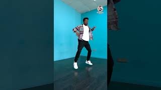 Jeene Ke Hain Chaar Din  Dance  Mujhse Shaadi Karogi Kings United Dance Studio Muscat dance [upl. by Grizelda]