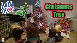 Baby Alives Set Up Christmas Tree  Kelli Maple [upl. by Oludoet]