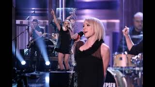 Carly Rae Jepsen performs in The Tonight Show Starring Jimmy Fallon [upl. by Wildee]