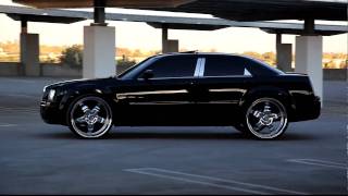 Chrysler 300 on 26quot wheels rolling [upl. by Acirem]