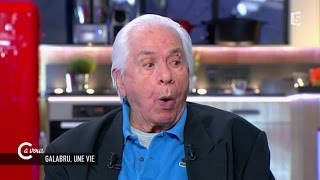 Michel Galabru sur les femmes et de Funès  C à vous  18032015 [upl. by Dalury]