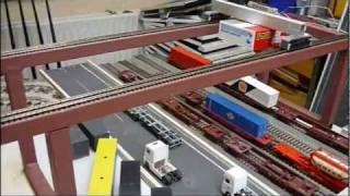 Containerkran Eigenbau in HO Teil 1 voll funktionsfähig [upl. by Enylrac]