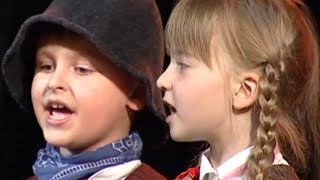 Žemaitiška vaikų liaudies daina quotŽvirbleli tu maželiquot Samogitian childrens folk song [upl. by Yelsna810]