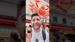 Todo lo que comimos en un mercado de comida en Osaka Japon 🇯🇵🦀😰 sisomosgemelos japon comida [upl. by Griggs111]