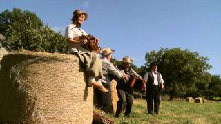 Les Troubadours des Bruyères  Reine des champs [upl. by Renzo856]