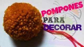 Como hacer pompones para decorar bufandas FÁCIL [upl. by Leffen233]