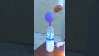 Reacting NAHCO3 BAKING POWDER WITH CH3COOHVINEGAR TO PRODUCE CO2CARBON IV OXIDE [upl. by Luahs]