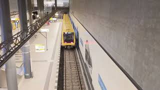 BVG Class IK departing Berlin Hbf 20231227 [upl. by Storfer]