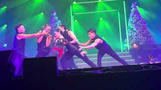 Derek Hough and Hayley Hough Dance for the Holidays Mr Grinch [upl. by Hershell945]