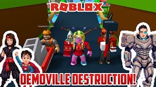 LETS DESTROY SOME HOUSES  Roblox DemoVille Demolition [upl. by Pietra]