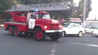 RARE HILO SOVIET SIREN AIR HORN WAIL ZiL fire trucks responding [upl. by Wachter]