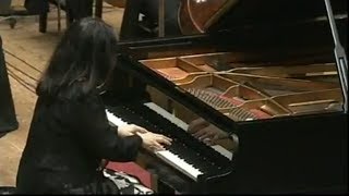 Mozart Piano Concerto No20 in D minor K 466 Martha Argerich [upl. by Lebasi]