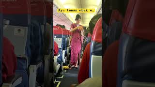 Pramugari lion air yeniinka dangdutkoplo pramugari pramugarisuperairjet [upl. by Anot]