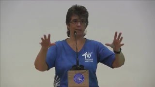 04042016  Cristiane F Saes Lobas  Necessidades desnecessárias [upl. by Sandell553]